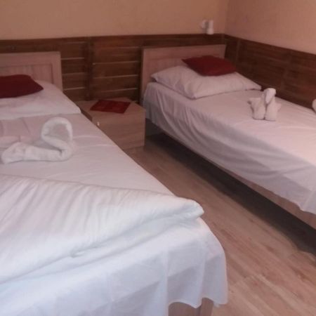 Abszolút Hotel és Panzió Nyírbátor Extérieur photo