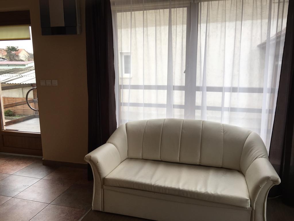 Abszolút Hotel és Panzió Nyírbátor Extérieur photo