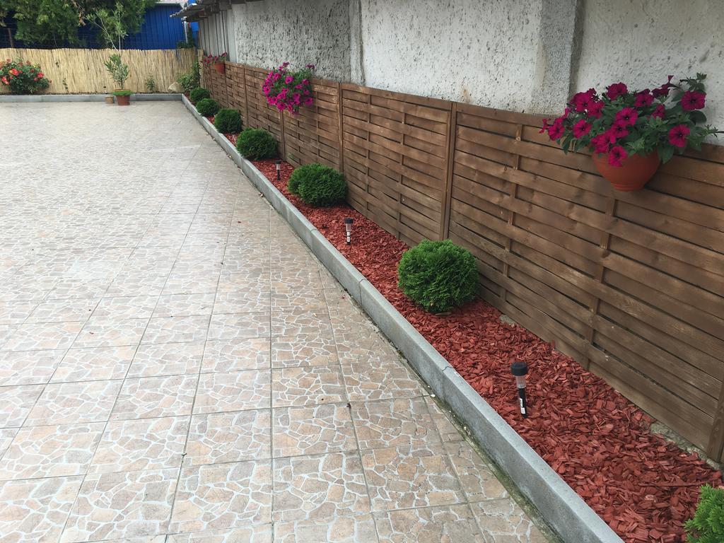Abszolút Hotel és Panzió Nyírbátor Extérieur photo